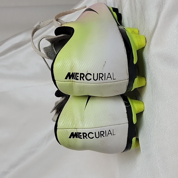 Nike Mercurial Cleats sz 8.5 - Picture 3 of 8